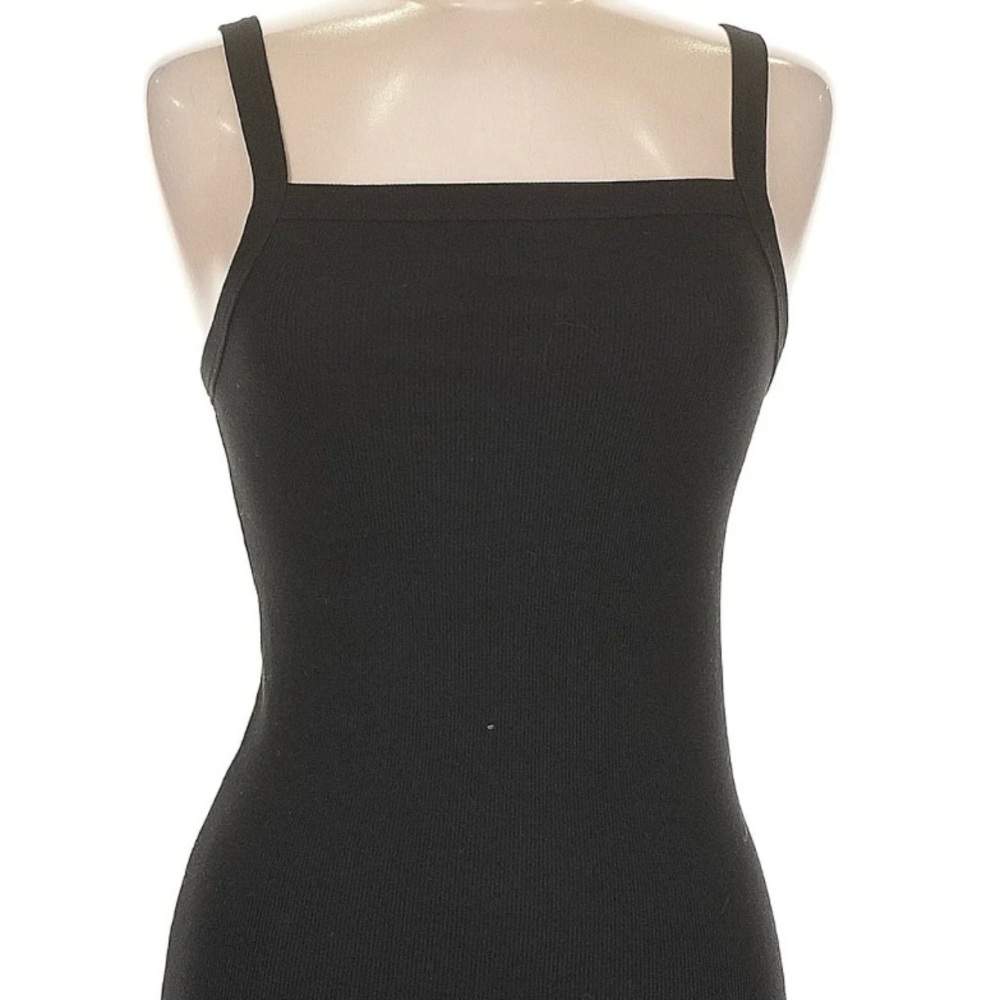 NWT Old Navy black, ribbed, square chest and back tank top. In original package.